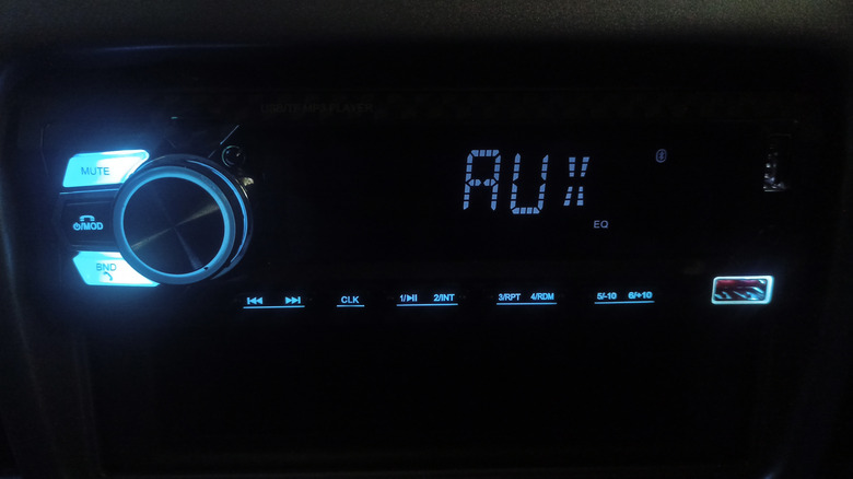 Car radio on AUX mode