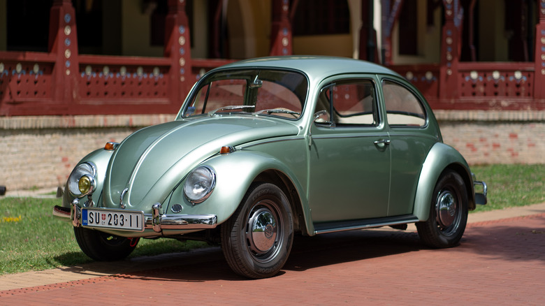A 1960s Volswagen Beetle in the turquoise Pearl Green colorway