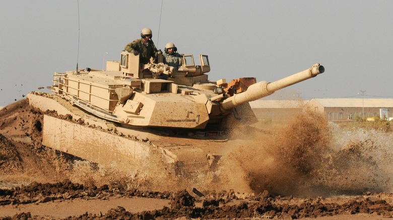 M1 Abrams tank training in Iraq