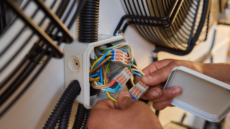 connecting wires in a junction box
