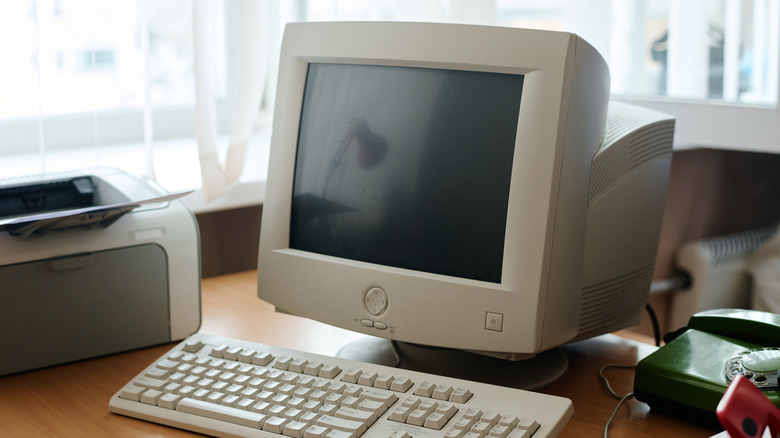 CRT monitor with keyboard