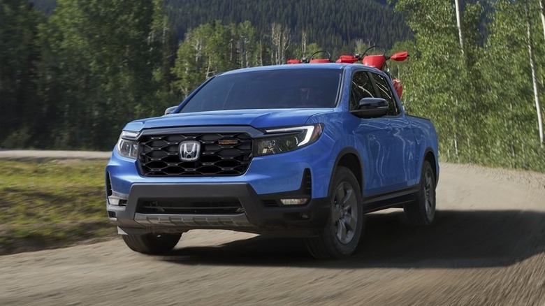Honda Ridgeline front 3/4