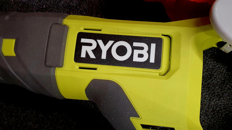 Ryobi tool logo up close