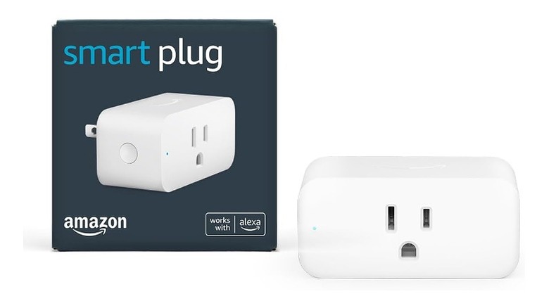 Amazon smart plug and its box