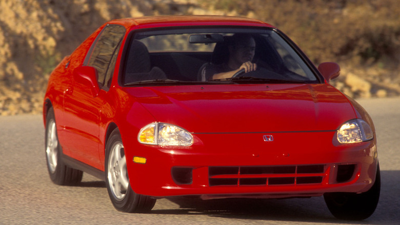 Red honda del sol front three quarter shot