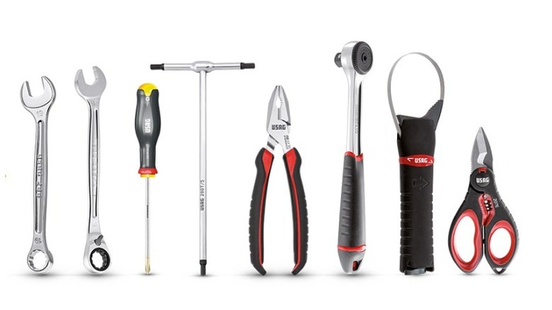Multiple hand tools