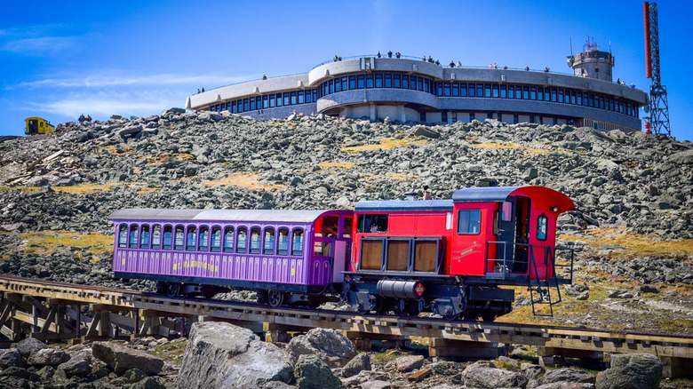 A train climbing Mount Washington