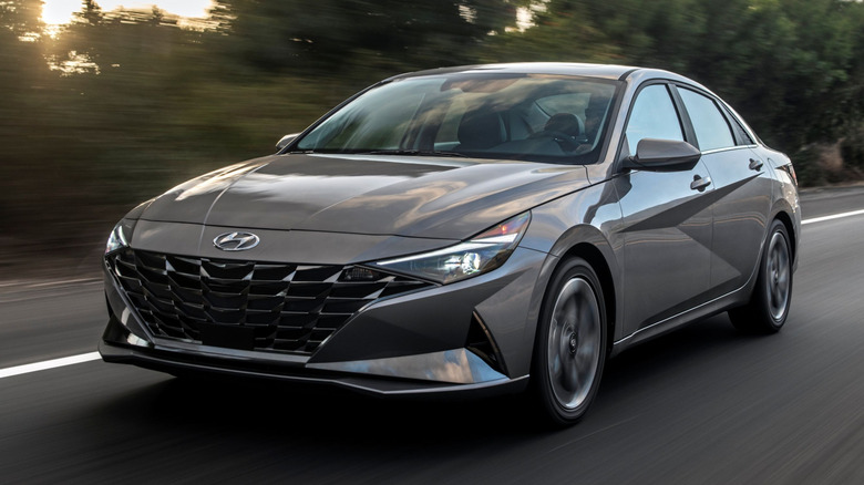 2023 Hyundai Elantra Hybrid at speed