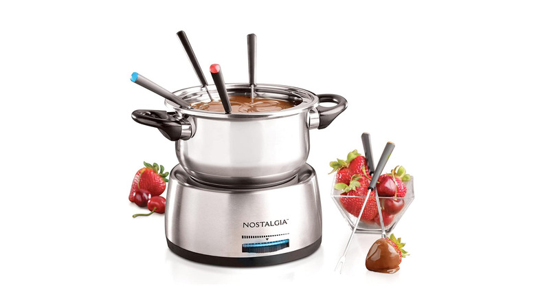 The Nostalgia 6-Cup Electric Fondue Pot Set.