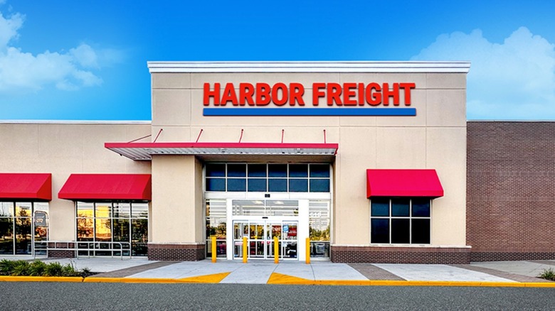 Harbor Freight storefront in indiana
