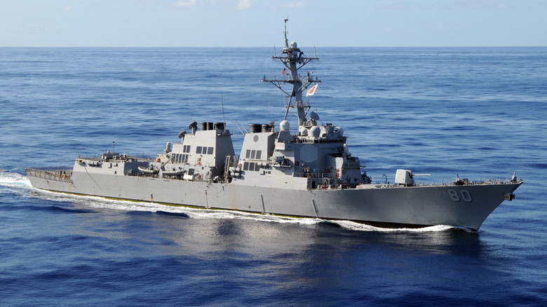 Guided-missile destroyer USS Roosevelt seen from starboard front view