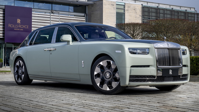 Rolls-Royce Phantom Extended "Magnetism"