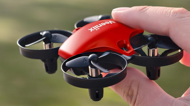 Veeniix V995 mini drone