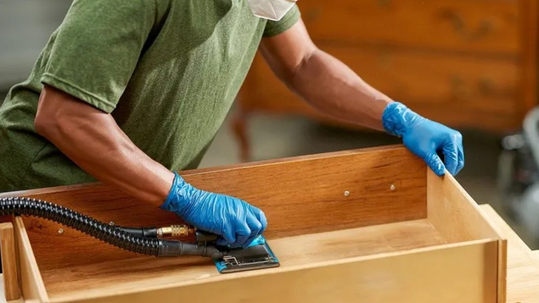 sanding inner drawer with Baxter sander