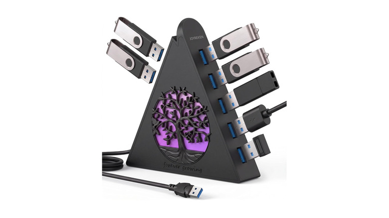 A USB-A hub over a white background