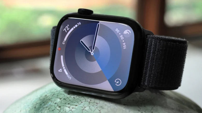 14 Of The Coolest Apple Watch Faces You Have To Try