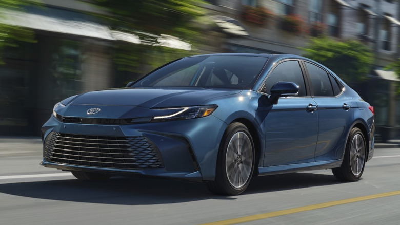 Toyota Camry in Ocean Gem