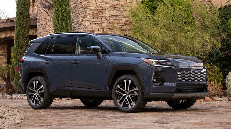 Toyota RAV4 front 3/4 view