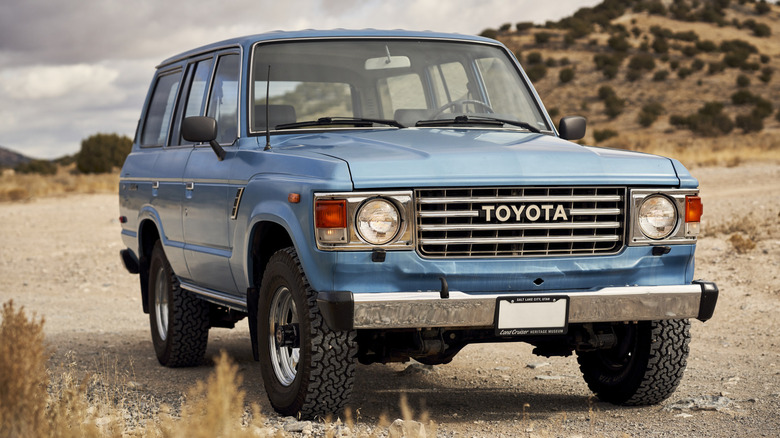 1984 Toyota Land Cruiser in the desert