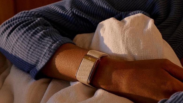 Woman wearing the Whoop 5