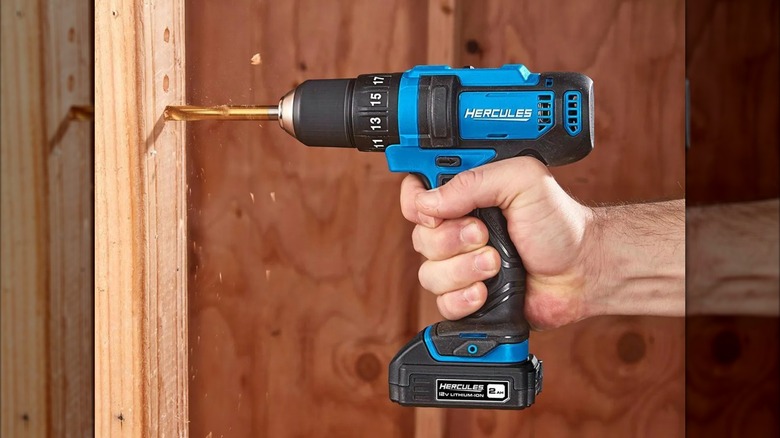 drilling hole with Hercules drill