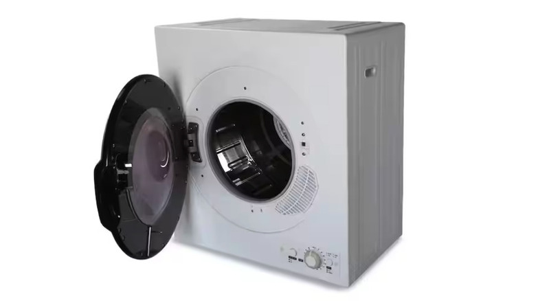 Black+Decker White Electric Dryer on display