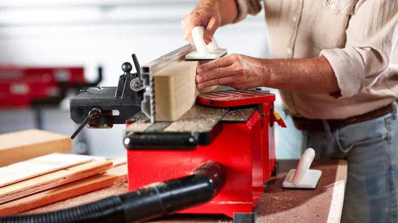 Bauer 12 Amp, 6-Inch Benchtop Jointer