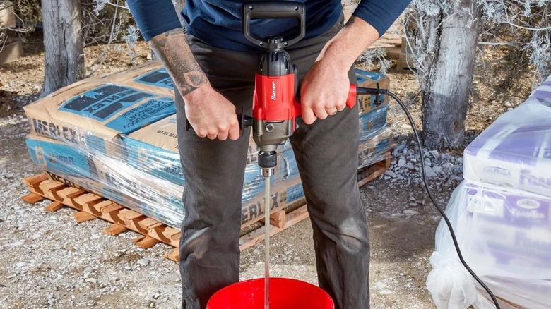 Bauer 7/5 Amp, ½-Inch Low Speed Spade Handle Drill/Mixer