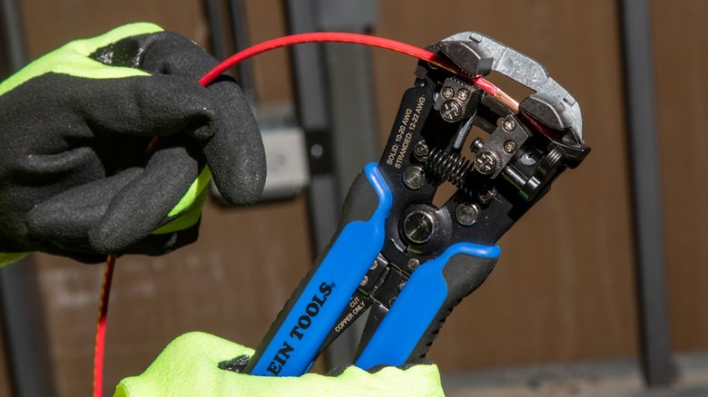 Klein Tools Self-Adjusting Wire Stripper and Cutter