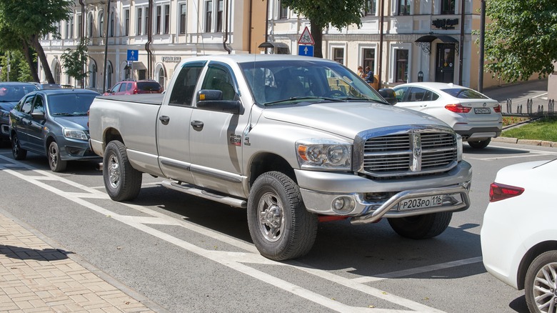 A 2008 Dodge Ram 2500 parked on a city street