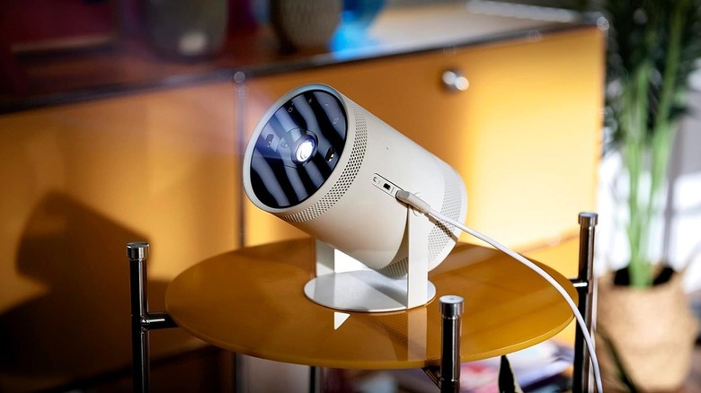 Samsung Freestyle projector