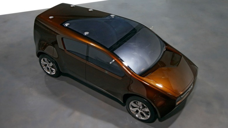 Top-down view of Nissan Bevel concept in studio
