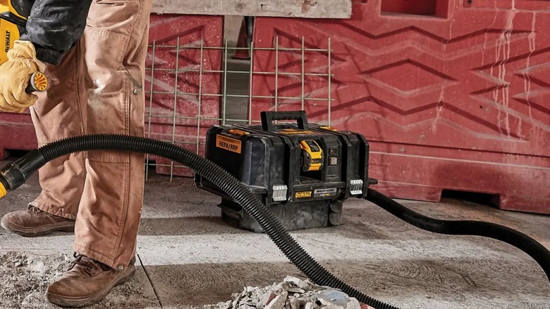 DeWalt DCV585B Dust Extractor Kit at construction site