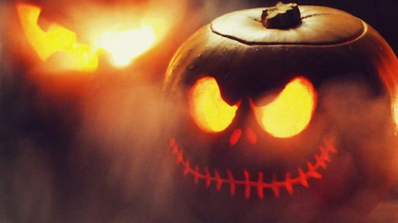 The Pulaco Mist Maker generating mist from inside pumpkins.