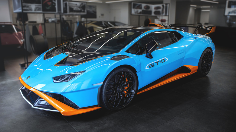 Lamborghini Huracan STO