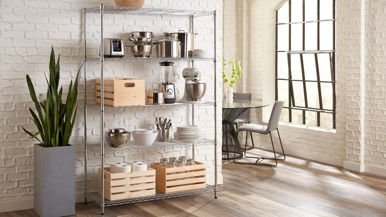 Steel wire shelving unit