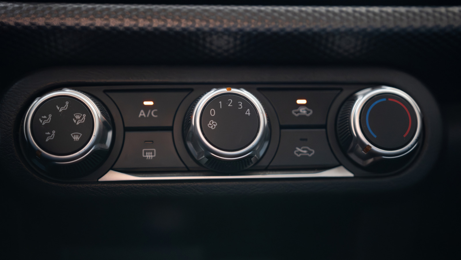 16 New Car Models That Still Use Physical Buttons And Knobs Instead Of Screens