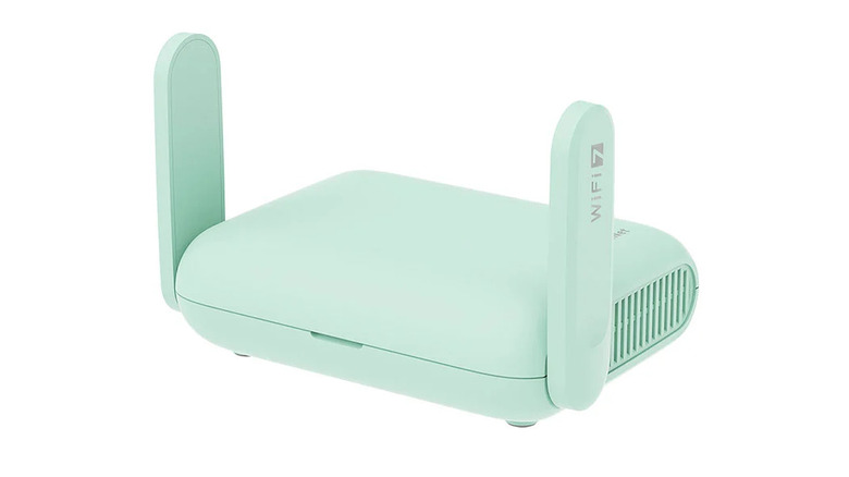 The Beryl 7 router on a white background