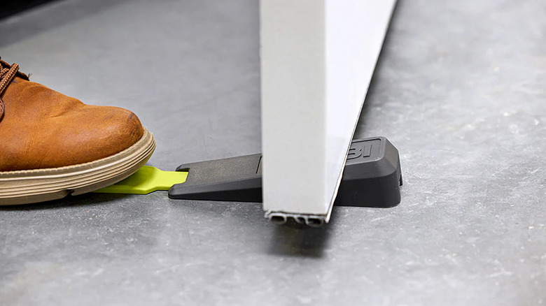 Ryobi door stabilizer in use