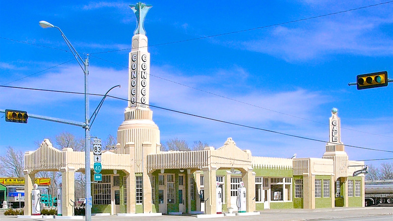 Tower Station and U-Drop Inn Café in Shamrock