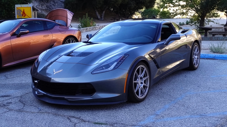 A front end shot of a gray 2016 Chevrolet Corvette