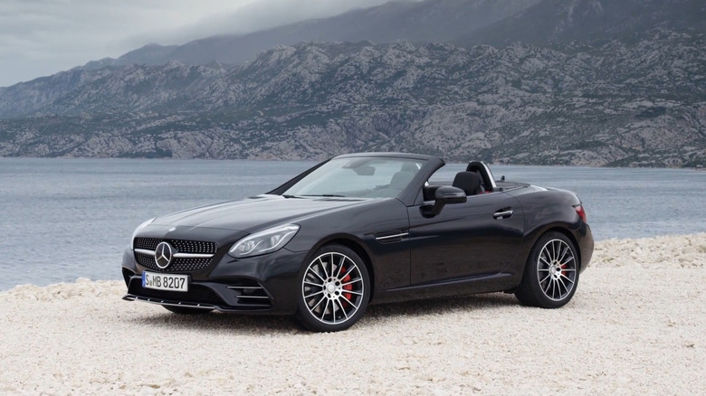 A side on shot of a black 2017 Mercedes-Benz SLC-Class