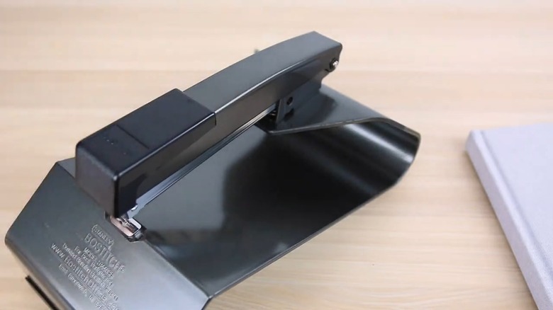 Book binding stapler