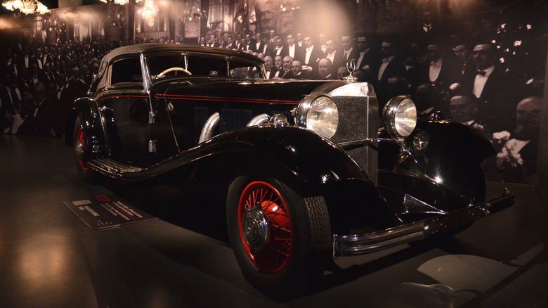 Mercedes-Benz 540K front 3/4 view