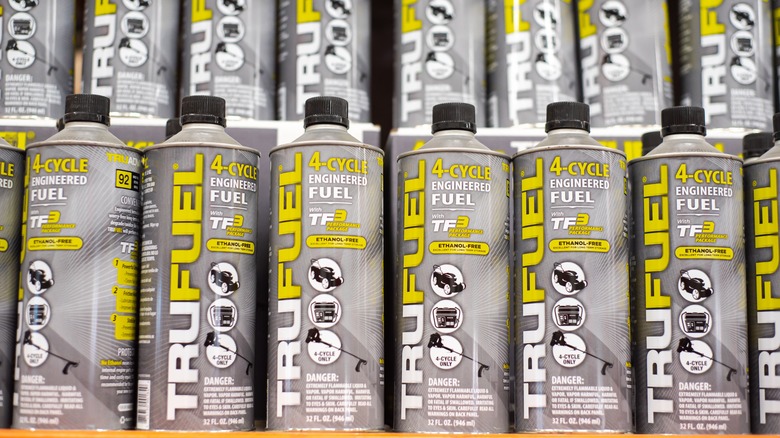 4-cycle engine oil containers