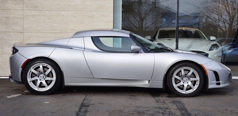 2008 Tesla Roadster prototype being auctioned with $1M starting price