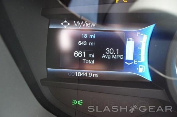 2013 Ford Fusion Energi Test Drive: Ford Does Gamification - SlashGear