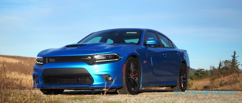 2015-dodge-charger-rt-scat-pack-sg-0
