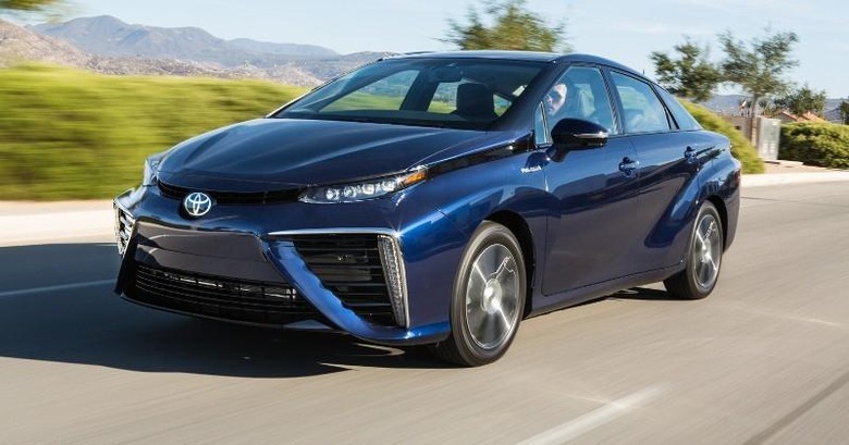 toyota-mirai