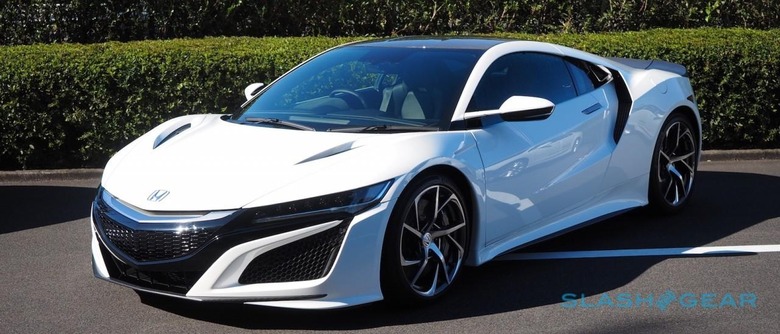 2017-acura-nsx-hero-0